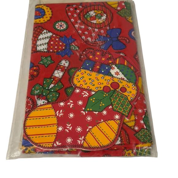 Vintage Hallmark Christmas Gift Bags Tag & Yarn Lot Of 2 Stockings Snowman New - Picture 5 of 6